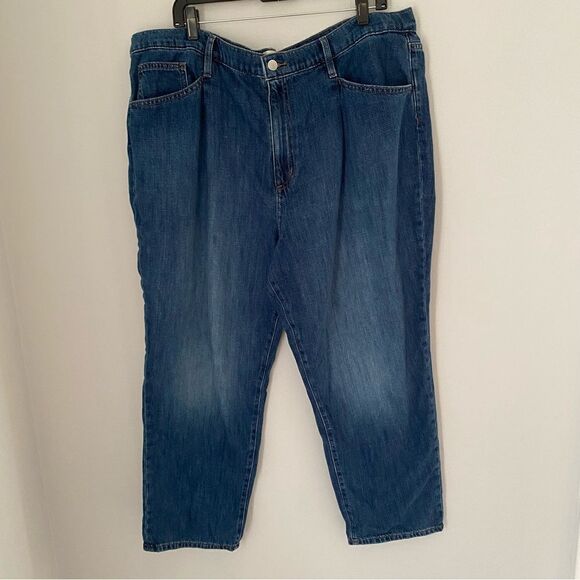 Universal Thread Women’s Highest Rise Taper Plus Size Jeans - Picture 1 of 4